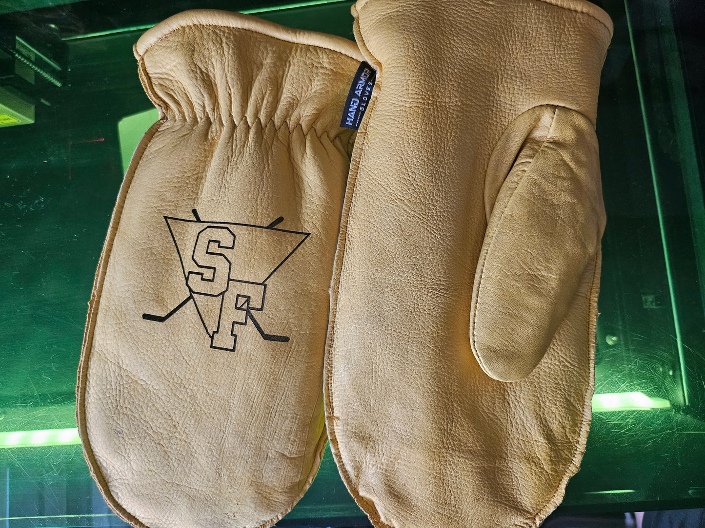 FLYERS - Lined Deerskin personalized chopper mittens