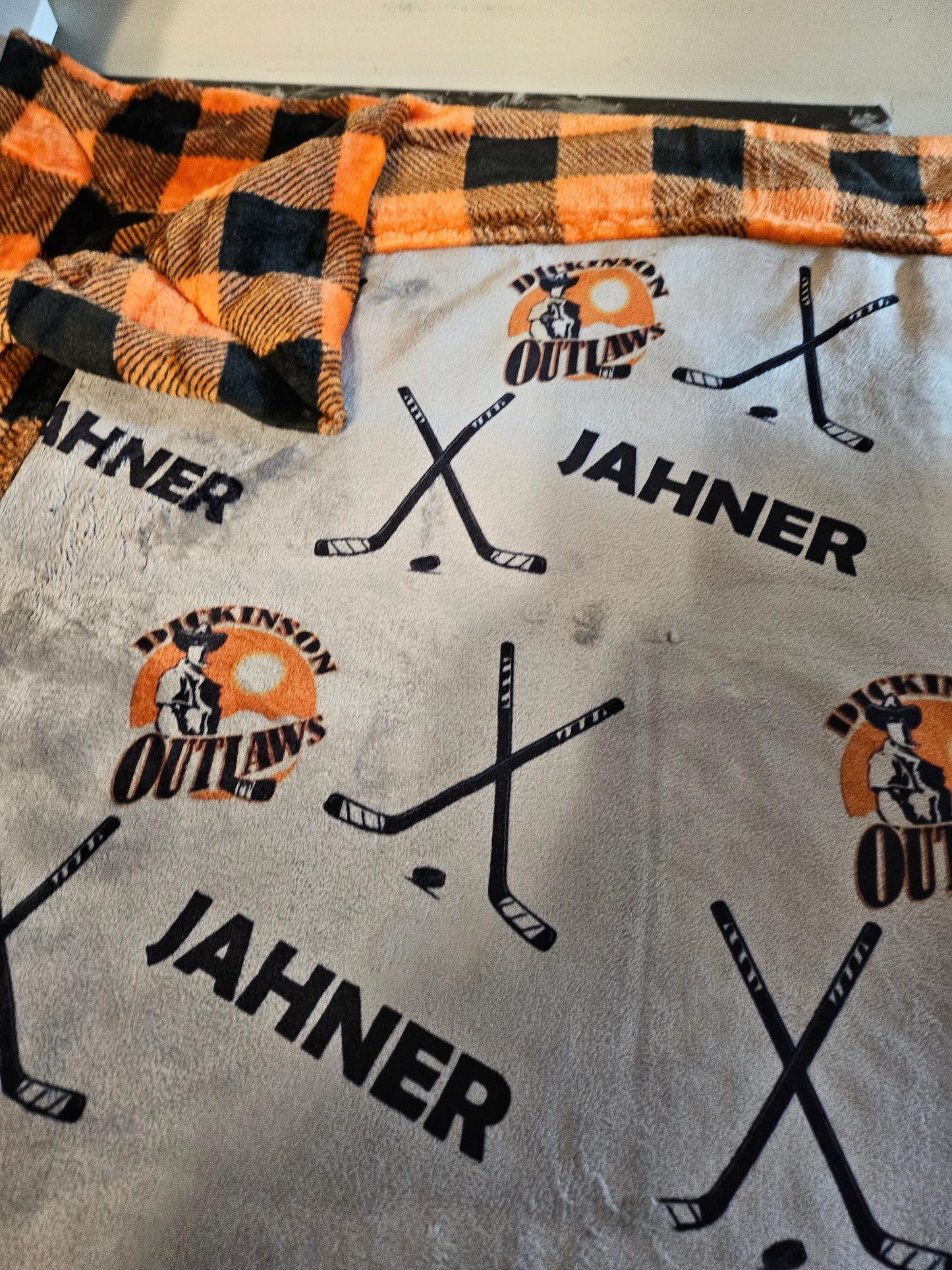 CUSTOMIZED luxe plush blanket -Hockey