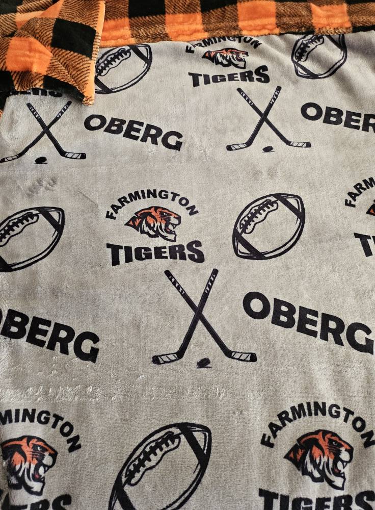 FARMINGTON FUNDRAISER - Personalized Hockey Blanket