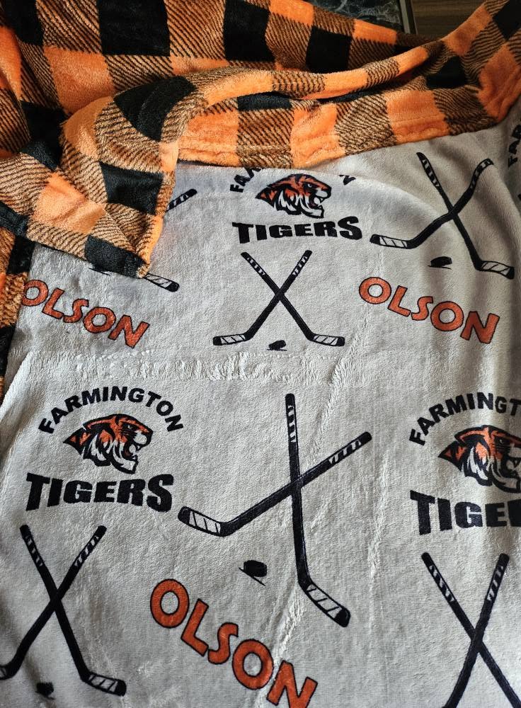 FARMINGTON FUNDRAISER HOCKEY BLANKETS - EXCLUSIVE PRINT - PERSONALIZED