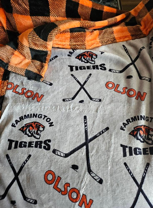 FARMINGTON FUNDRAISER HOCKEY BLANKETS - EXCLUSIVE PRINT - PERSONALIZED