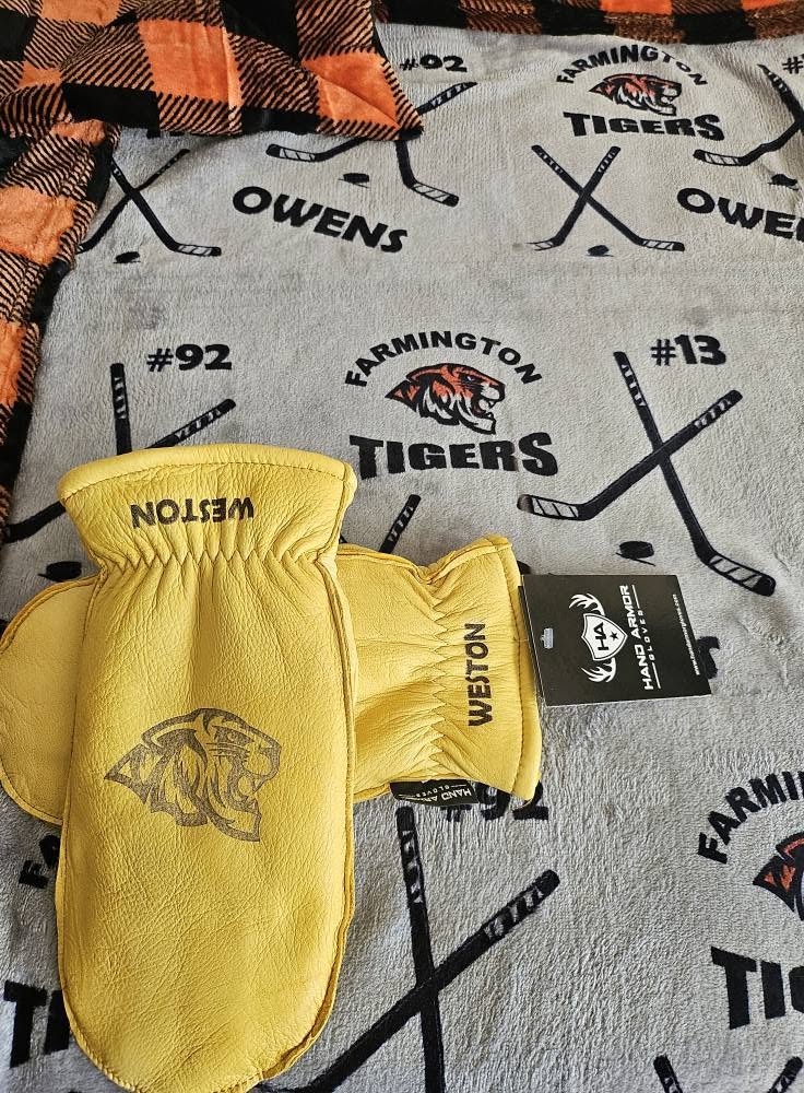 FARMINGTON FUNDRAISER HOCKEY BLANKETS - EXCLUSIVE PRINT - PERSONALIZED
