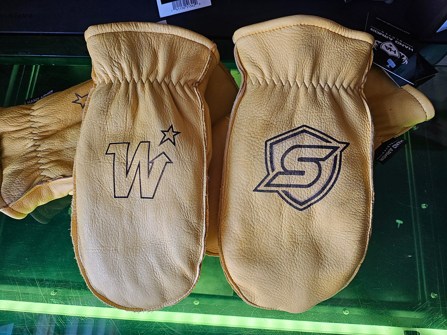 SOMERSET  - Lined Deerskin personalized chopper mittens