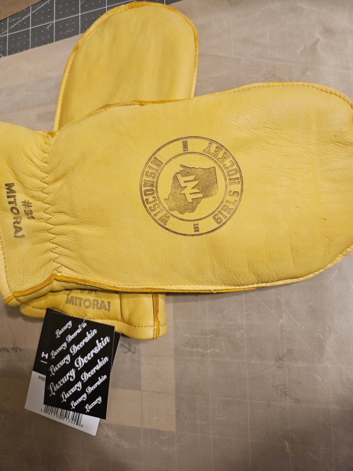 SPARTA  - Lined Deerskin personalized chopper mittens