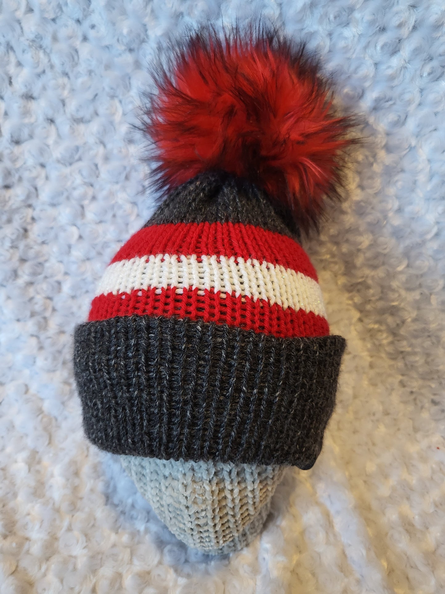 Knit Hats with removable pom pom -red and grey