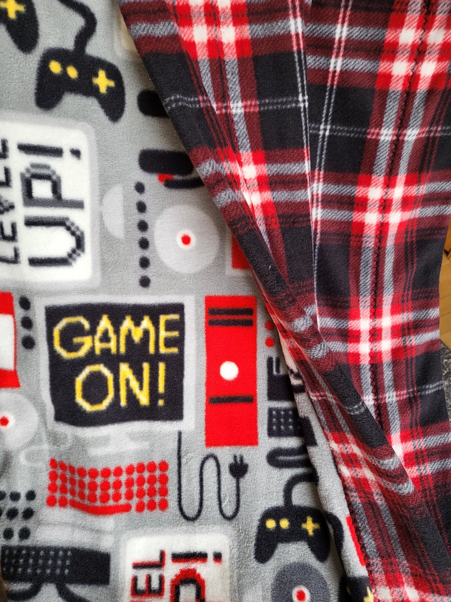 Double sided fleece blanket - gamer